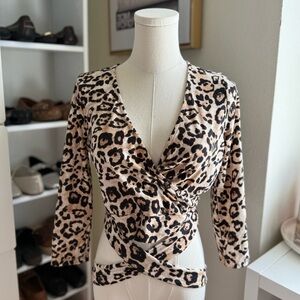 No Comment Spring Summer Brown Leopard Print Wrap Long Sleeve Top Size Medium